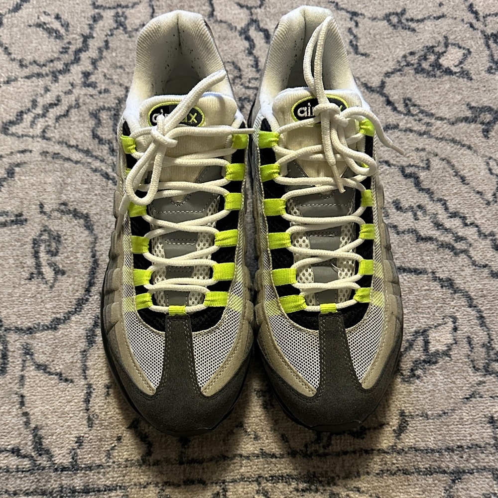 Nike Men’s Air Max 95 2004 Neon